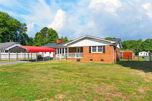 4239 Brown Loop, Randleman, NC 27317