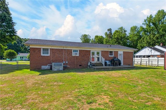4239 Brown Loop, Randleman, NC 27317