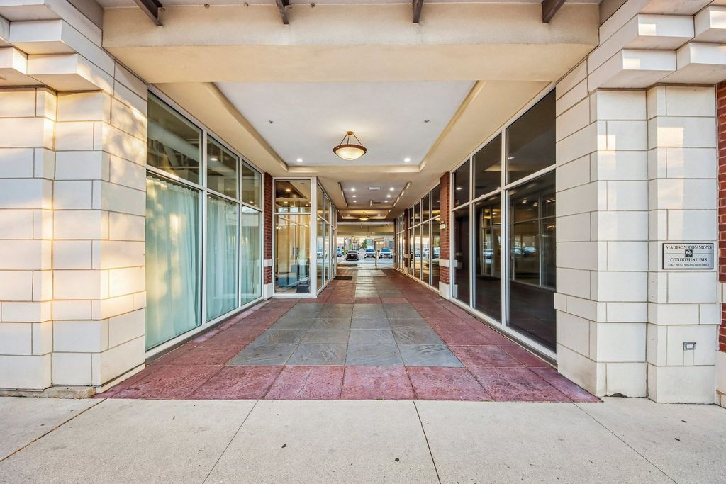 7243 Madison Street 207, Forest Park, IL 60130 — photo 2