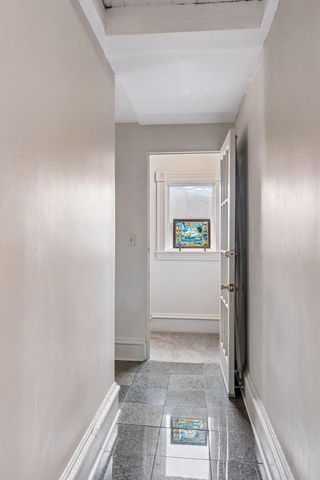 72 Saint Albans Street N, Saint Paul, MN 55104