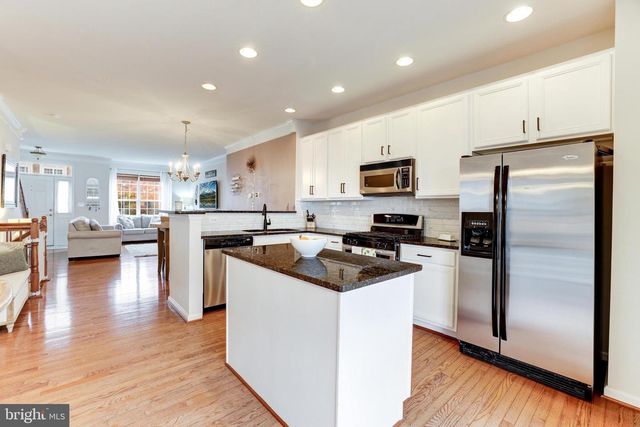 575 EDMONTON TER NE, Leesburg, VA 20176