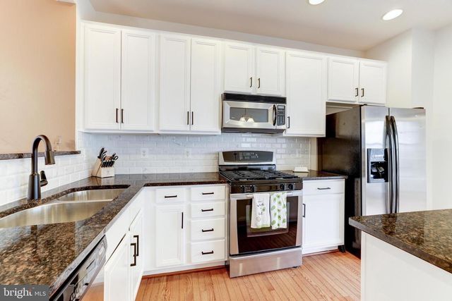 575 EDMONTON TER NE, Leesburg, VA 20176