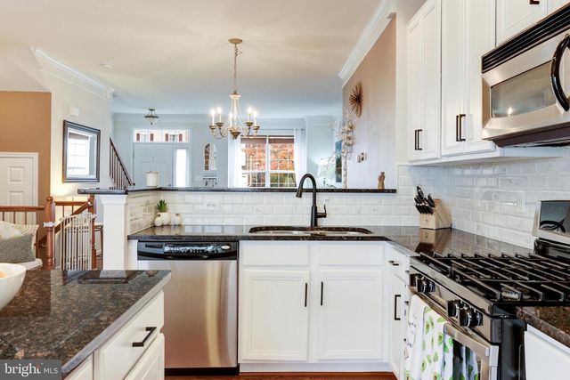 575 EDMONTON TER NE, Leesburg, VA 20176