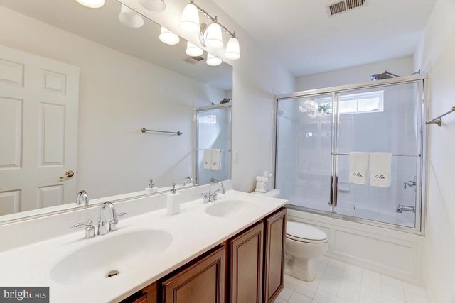 575 EDMONTON TER NE, Leesburg, VA 20176