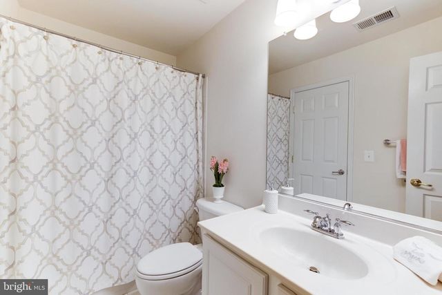 575 EDMONTON TER NE, Leesburg, VA 20176