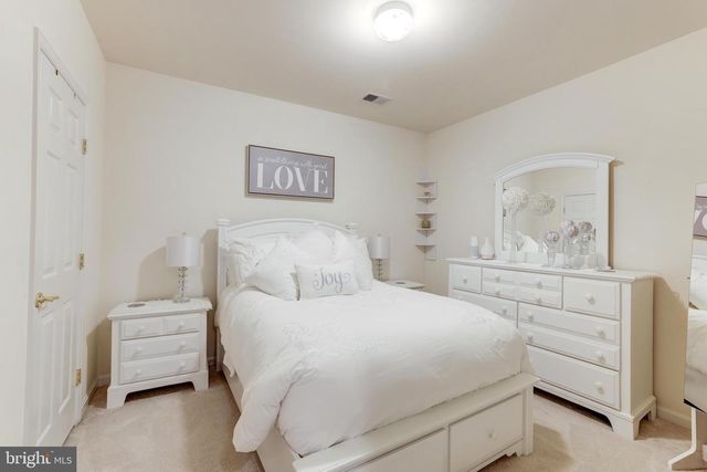 575 EDMONTON TER NE, Leesburg, VA 20176