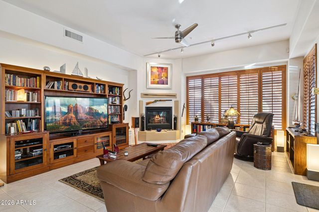 8364 E LAS ESTANCIAS Street, Scottsdale, AZ 85250