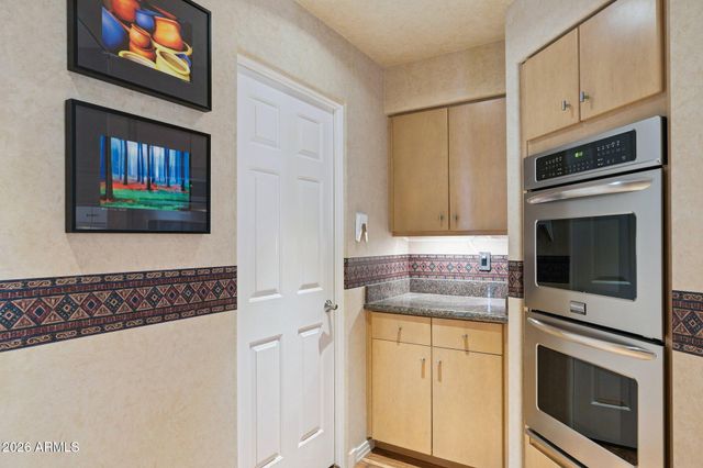 8364 E LAS ESTANCIAS Street, Scottsdale, AZ 85250