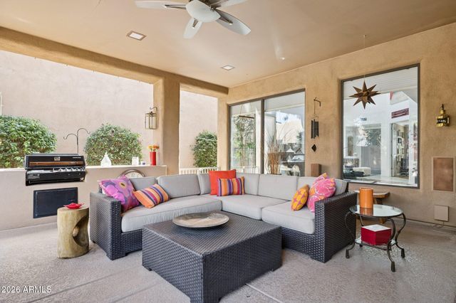 8364 E LAS ESTANCIAS Street, Scottsdale, AZ 85250