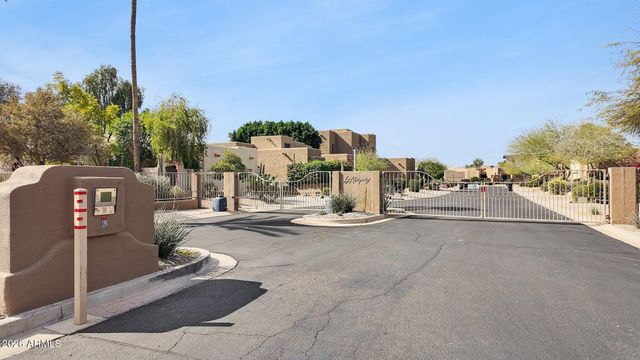 8364 E LAS ESTANCIAS Street, Scottsdale, AZ 85250