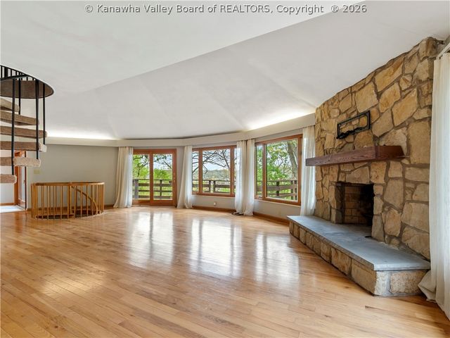 328 McKinley Avenue, Charleston, WV 25314