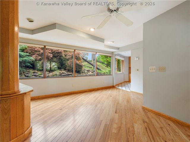 328 McKinley Avenue, Charleston, WV 25314