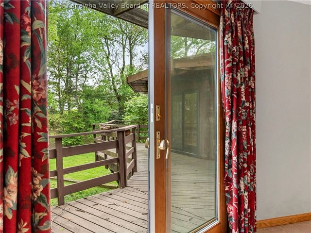 328 McKinley Avenue, Charleston, WV 25314