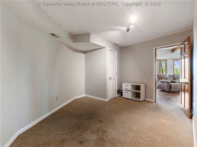 328 McKinley Avenue, Charleston, WV 25314