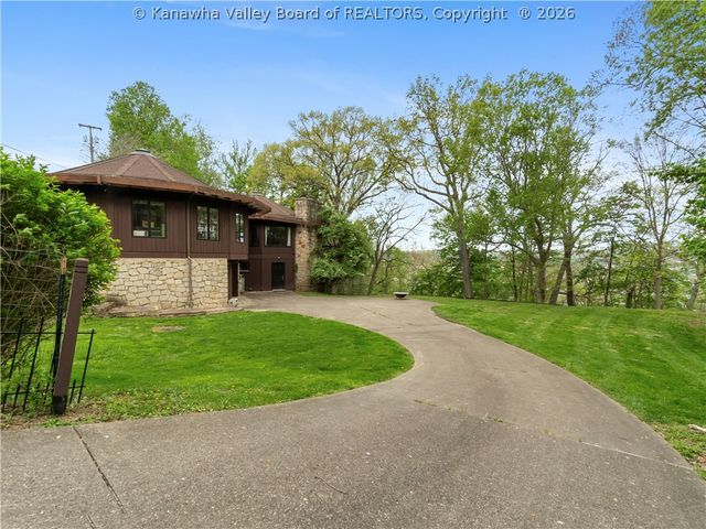 328 McKinley Avenue, Charleston, WV 25314