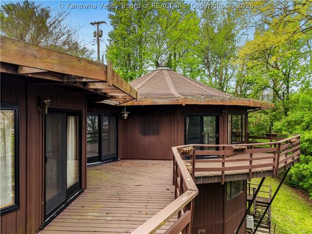 328 McKinley Avenue, Charleston, WV 25314
