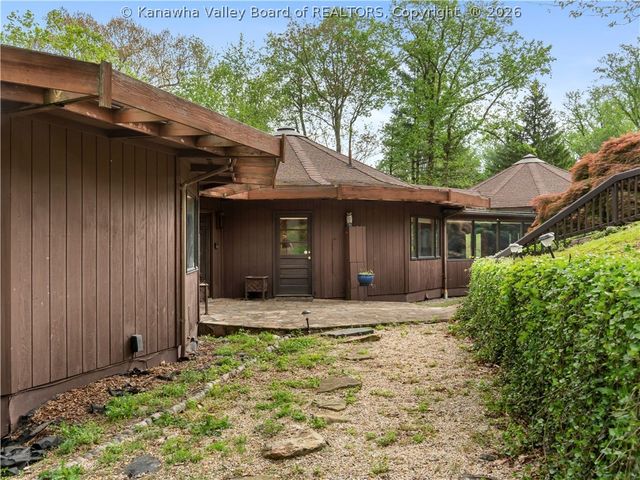 328 McKinley Avenue, Charleston, WV 25314