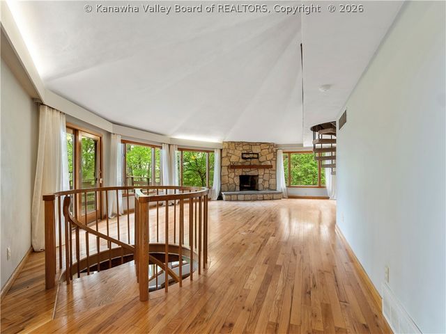328 McKinley Avenue, Charleston, WV 25314