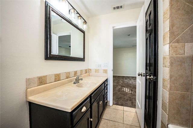 1316 FAIRFAX N, Lakeland, FL 33813