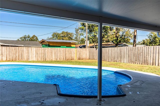 1316 FAIRFAX N, Lakeland, FL 33813