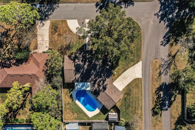 1316 FAIRFAX N, Lakeland, FL 33813