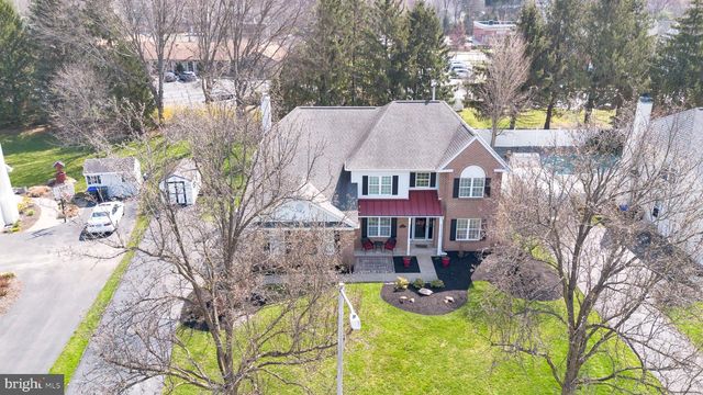 492 SHAKESPEARE DR, Collegeville, PA 19426