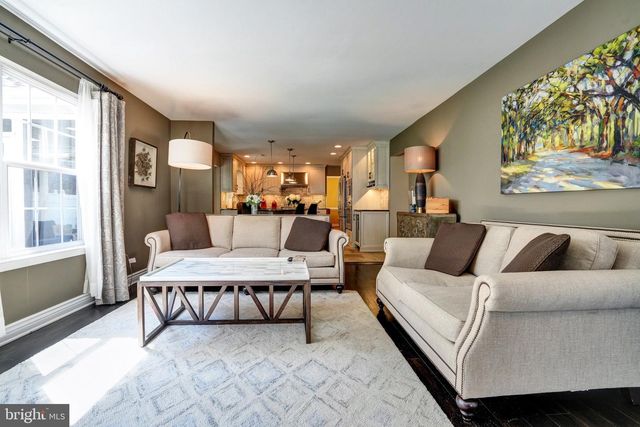 492 SHAKESPEARE DR, Collegeville, PA 19426