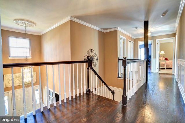 492 SHAKESPEARE DR, Collegeville, PA 19426