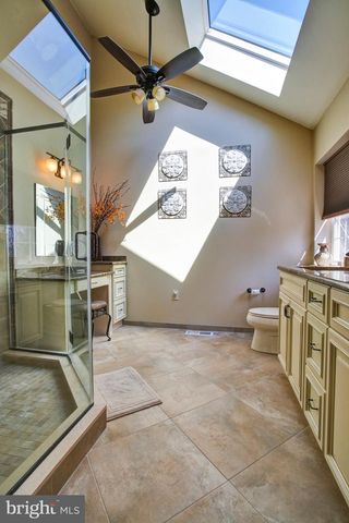 492 SHAKESPEARE DR, Collegeville, PA 19426