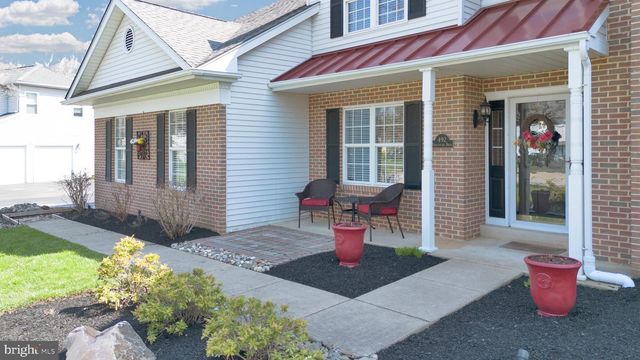 492 SHAKESPEARE DR, Collegeville, PA 19426