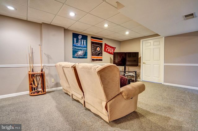 492 SHAKESPEARE DR, Collegeville, PA 19426