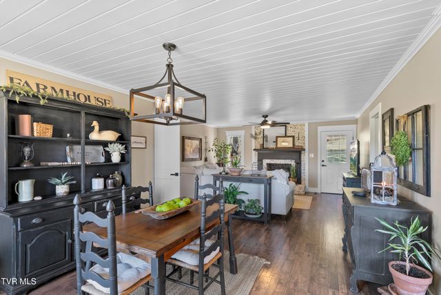 9915 Warrensburg Road, Mosheim, TN 37818