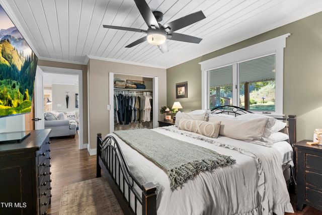 9915 Warrensburg Road, Mosheim, TN 37818