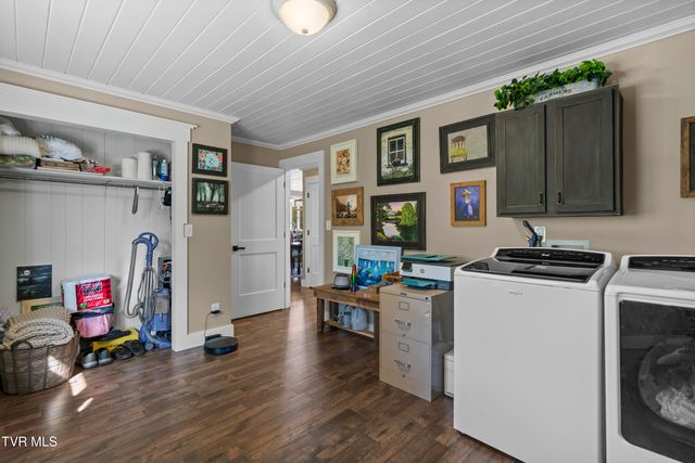 9915 Warrensburg Road, Mosheim, TN 37818