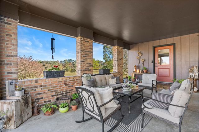 9915 Warrensburg Road, Mosheim, TN 37818