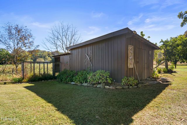 9915 Warrensburg Road, Mosheim, TN 37818