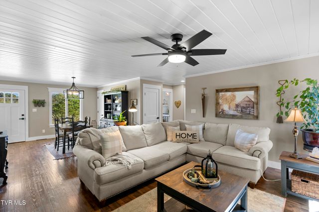 9915 Warrensburg Road, Mosheim, TN 37818