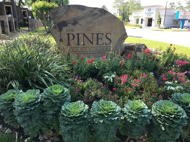 12633 Memorial Drive 106, Houston, TX 77024