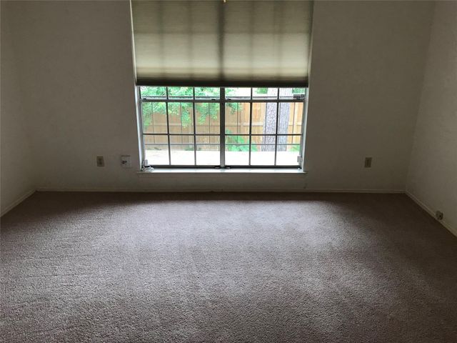 12633 Memorial Drive 106, Houston, TX 77024