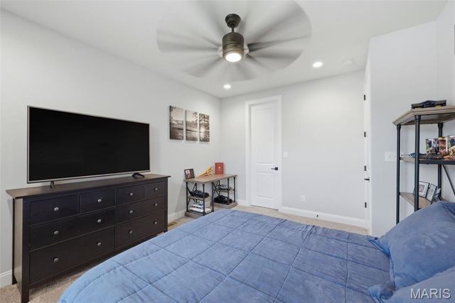 312 Deep Ravine Court, St Charles, MO 63301