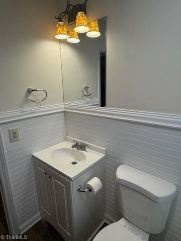 1204 Wallace Street, Burlington, NC 27217