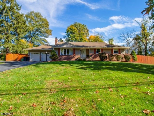 63 Sun Valley Way, Morris Plains Boro, NJ 07950