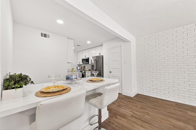 1245 Country Place Drive, Houston, TX 77079