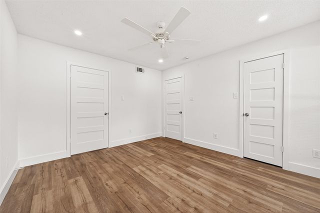 1245 Country Place Drive, Houston, TX 77079