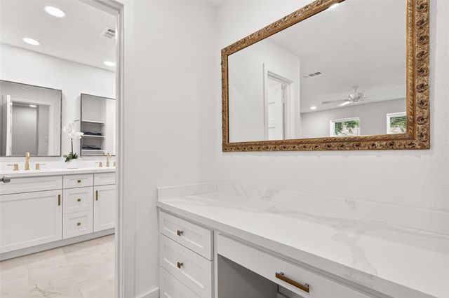 1245 Country Place Drive, Houston, TX 77079