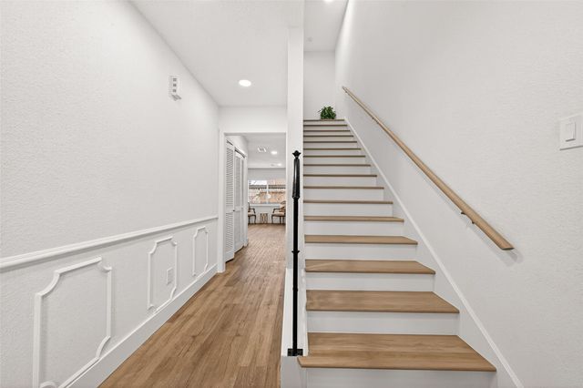 1245 Country Place Drive, Houston, TX 77079