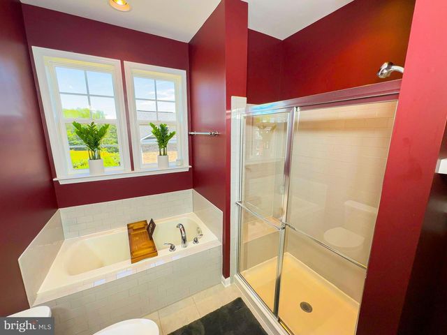 8700 SWEET LAUREN CT, Upper Marlboro, MD 20772
