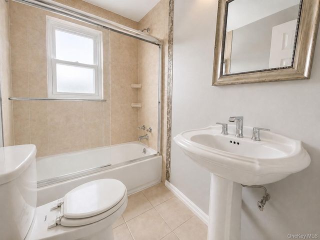 199 Terrell Avenue, Oceanside, NY 11572