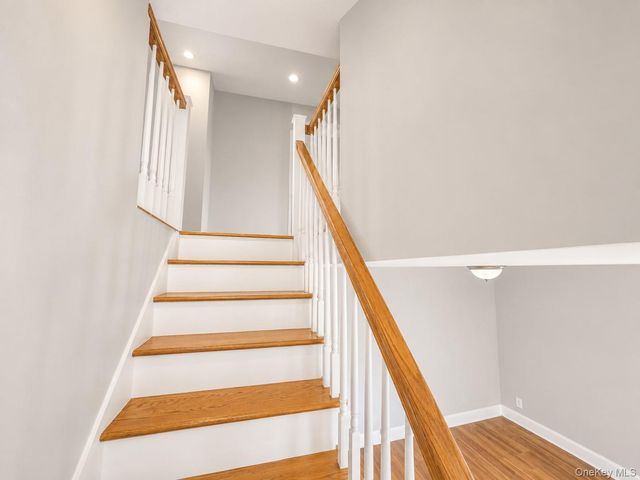199 Terrell Avenue, Oceanside, NY 11572