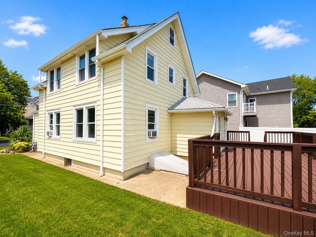 199 Terrell Avenue, Oceanside, NY 11572